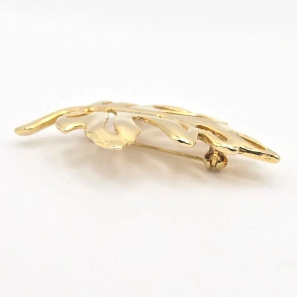 N/A gold tone