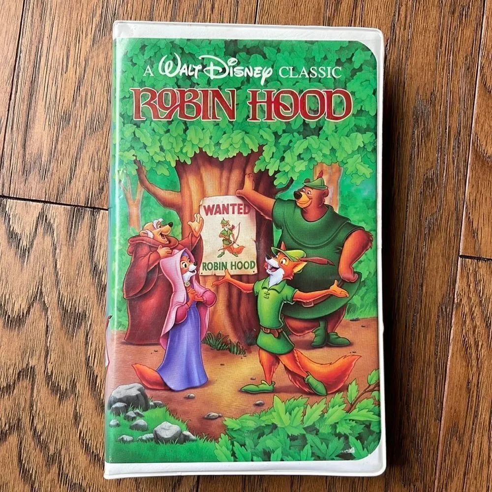 🔥Host Pick🔥 Black diamond Disney Classic Robin Hood VHS Tape.